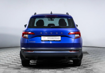 Подержанный автомобиль Skoda Karoq 2021 года (6 фото)