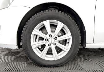 Подержанный автомобиль Volkswagen Polo Sedan 2016 года (18 фото)