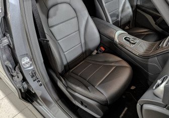 Подержанный автомобиль Mercedes-Benz GLC Coupe 2019 года (24 фото)