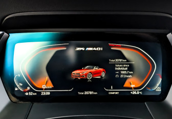 Подержанный автомобиль BMW Z4 Roadster 2021 года (20 фото)