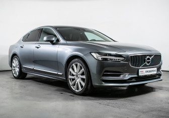 Подержанный автомобиль Volvo S90 2019 года (3 фото)
