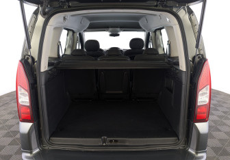 Подержанный автомобиль Citroen Berlingo 2021 года (10 фото)