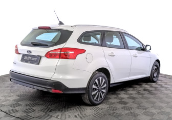 Подержанный автомобиль Ford Focus Wagon 2019 года (5 фото)