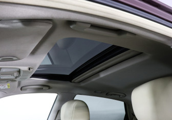 Подержанный автомобиль Infiniti QX50 2016 года (13 фото)