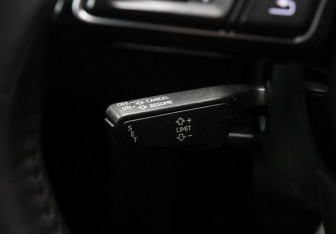 Подержанный автомобиль Audi A4 Sedan 2016 года (13 фото)