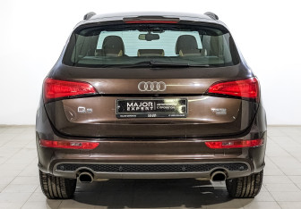 Подержанный автомобиль Audi Q5 2013 года (6 фото)