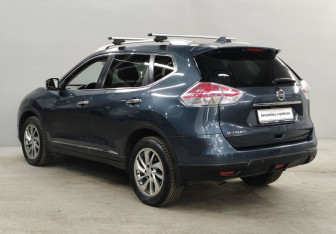 Подержанный автомобиль Nissan X-Trail 2017 года (7 фото)