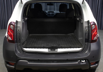 Подержанный автомобиль Renault Duster 2016 года (10 фото)