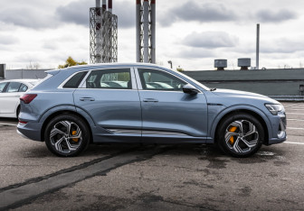 Новый Audi e-tron 2022 (5 фото)