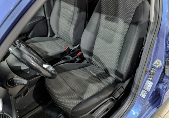 Подержанный автомобиль Kia Rio Hatchback 2019 года (19 фото)