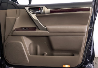 Подержанный автомобиль Lexus GX 2019 года (24 фото)