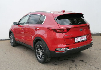 Подержанный автомобиль Kia Sportage 2018 года (7 фото)