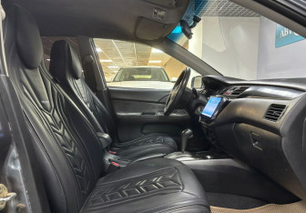 Подержанный автомобиль Mitsubishi Lancer Sedan 2009 года (10 фото)