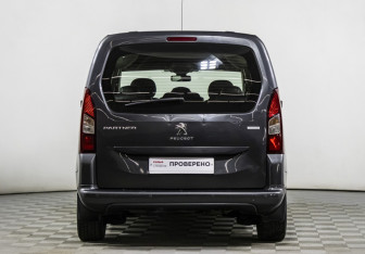 Подержанный автомобиль Peugeot Partner 2021 года (6 фото)