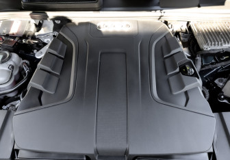 Подержанный автомобиль Audi Q7 2019 года (9 фото)