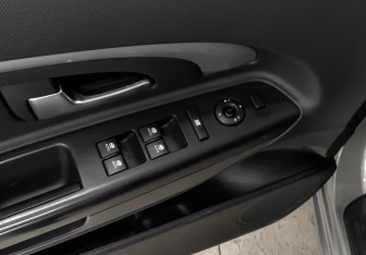 Подержанный автомобиль Kia Ceed Hatchback 2011 года (15 фото)