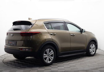 Подержанный автомобиль Kia Sportage 2016 года (5 фото)