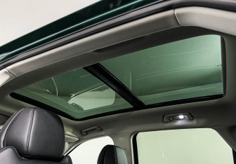 Подержанный автомобиль Voyah Free 2023 года (17 фото)