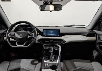Подержанный автомобиль Kaiyi E5 2024 года (14 фото)