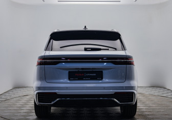 Подержанный автомобиль Geely Monjaro 2023 года (4 фото)