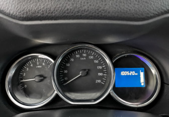 Подержанный автомобиль Nissan Terrano 2021 года (15 фото)