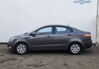 Подержанный автомобиль Kia Rio Sedan 2014 года (5 фото)