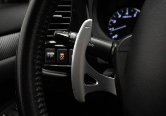 Подержанный автомобиль Mitsubishi Outlander 2014 года (13 фото)