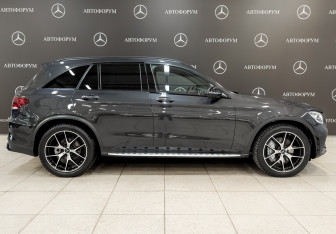 Подержанный автомобиль Mercedes-Benz GLC AMG 2020 года (4 фото)
