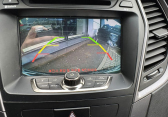 Подержанный автомобиль Hyundai Santa Fe 2013 года (12 фото)