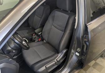 Подержанный автомобиль Nissan X-Trail 2021 года (20 фото)