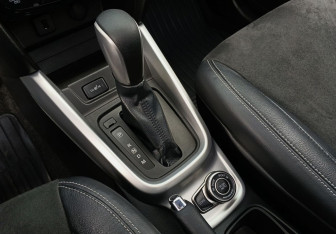 Подержанный автомобиль Suzuki Vitara 2017 года (17 фото)