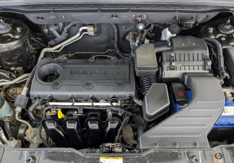 Подержанный автомобиль Kia Sorento 2011 года (9 фото)