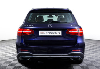 Подержанный автомобиль Mercedes-Benz GLC Coupe 2019 года (6 фото)