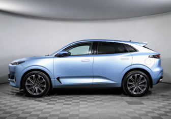 Подержанный автомобиль Changan UNI-K 2024 года (8 фото)