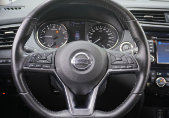 Подержанный автомобиль Nissan Qashqai 2019 года (14 фото)
