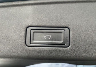 Подержанный автомобиль Omoda C5 2023 года (14 фото)