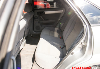 Подержанный автомобиль Chevrolet Lacetti Sedan 2012 года (8 фото)