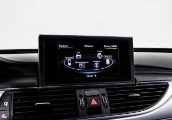 Подержанный автомобиль Audi A6 Sedan 2015 года (20 фото)