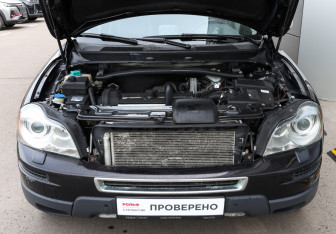 Подержанный автомобиль Volvo XC90 2011 года (9 фото)