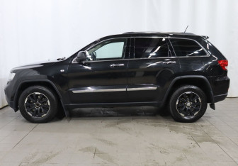 Подержанный автомобиль Jeep Grand Cherokee 2012 года (8 фото)