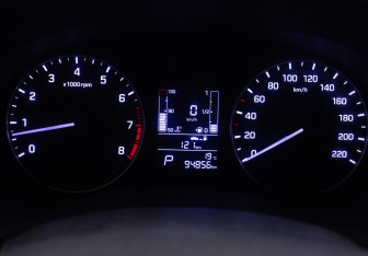 Подержанный автомобиль Hyundai Creta 2017 года (12 фото)
