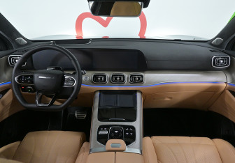 Подержанный автомобиль Jaecoo J8 2024 года (8 фото)
