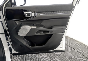 Подержанный автомобиль Haval H3 2024 года (27 фото)