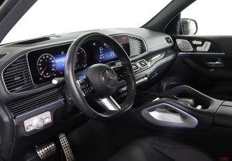 Подержанный автомобиль Mercedes-Benz GLE 2024 года (13 фото)