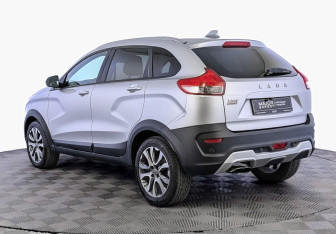 Подержанный автомобиль LADA (ВАЗ) XRAY 2018 года (7 фото)