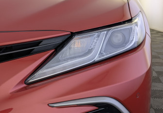 Подержанный автомобиль Toyota Camry Sedan 2021 года (11 фото)