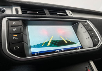 Подержанный автомобиль Land Rover Range Rover Evoque 2018 года (15 фото)