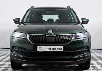 Подержанный автомобиль Skoda Karoq 2021 года (2 фото)