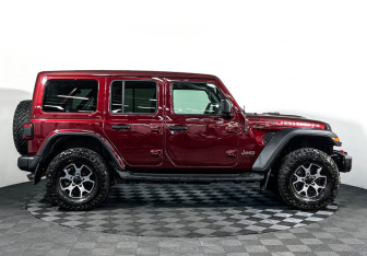 Подержанный автомобиль Jeep Wrangler 2021 года (4 фото)