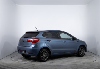 Подержанный автомобиль Kia Rio Hatchback 2013 года (5 фото)